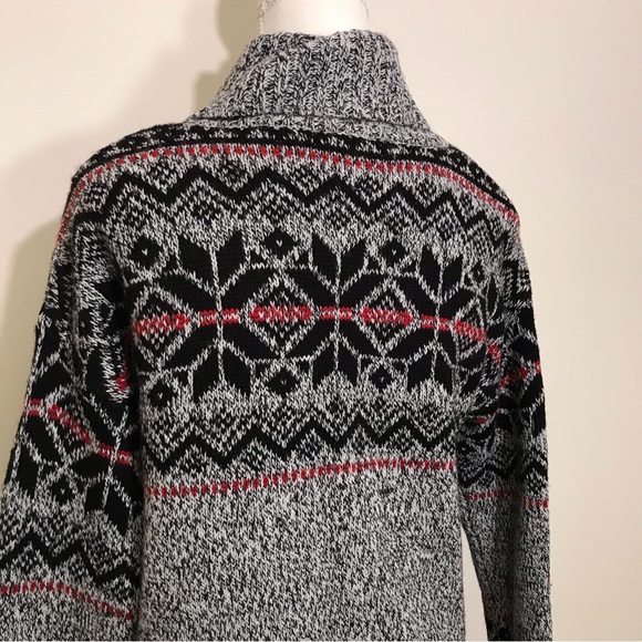 Christmas Sweater Reindeer Wool Size Medium - Picture 7 of 9